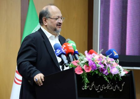 رسالت هلدینگ خلیج‌فارس، خلق آینده صنعت پتروشیمی ایران است